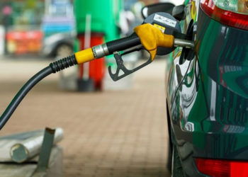 Litre fiyatı 14 lirayı aşacak: Benzine 46 kuruş zam