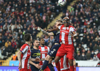 MAÇ SONUCU | Antalyaspor 1-1 Fenerbahçe