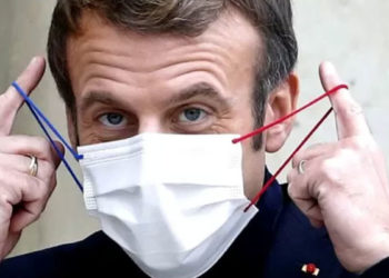 Macron: Fransa'da aşısızların hayatını zorlaştıracağım