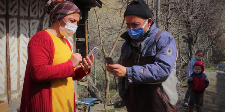 Mahalleye girişte HES kodu soruluyor, bugüne kadar hiç Koronavirüs vakası görülmedi