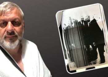 Mahkeme dosyasına Erdoğan ile çekilen fotoğraflarını ekledi