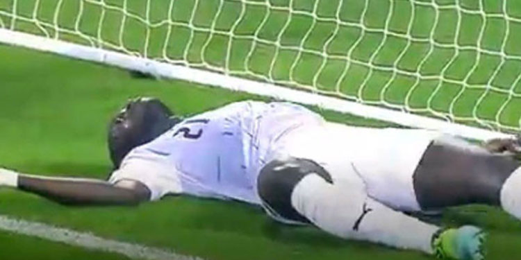 Malili Ousmane Coulibaly, maç sırasında kalp krizi geçirdi