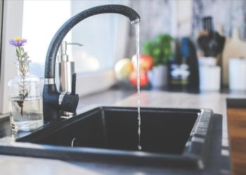 Maliye Bakanlığı, İSKİ’nin “insani su hakkı” kapsamında ücretlendirmediği su kullanımından vergi almaya başladı