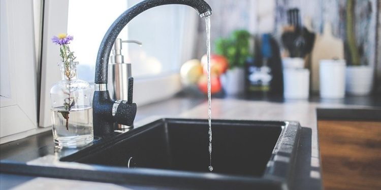 Maliye Bakanlığı, İSKİ’nin “insani su hakkı” kapsamında ücretlendirmediği su kullanımından vergi almaya başladı