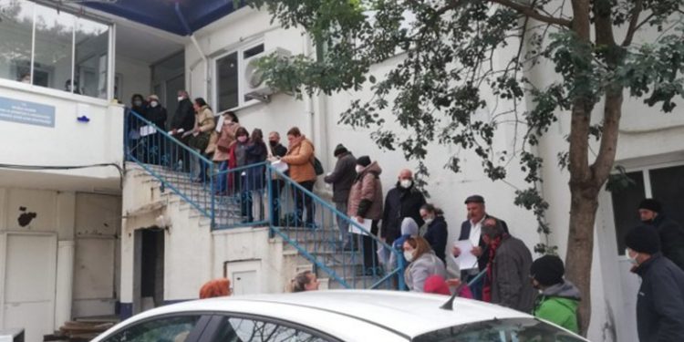 Marmaris'te MUÇEP üyeleri, imar planına karşı itiraz dilekçesi verildi