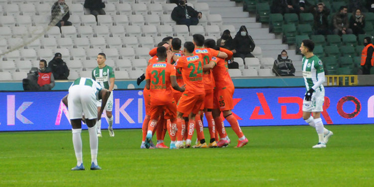 Maç Sonucu | ZT Giresunspor 1-3 Aytemiz Alanyaspor