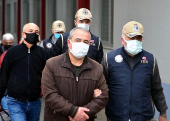 Meslekten ihraç 6 polise hapis cezasının gerekçesi: ‘Sohbet abiliği’ yaptılar