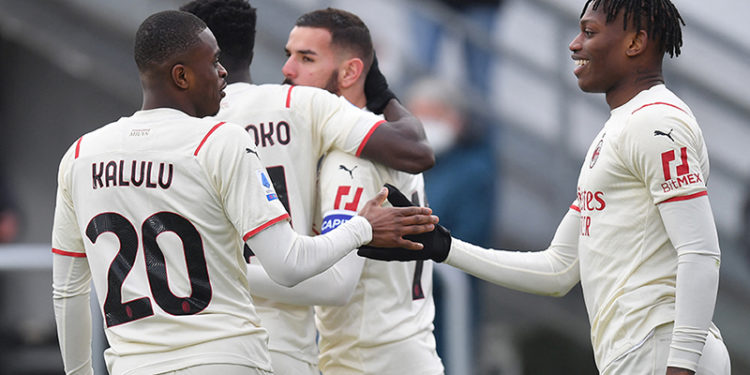 Milan, Venezia karşısında 3 puanı 3 golle aldı