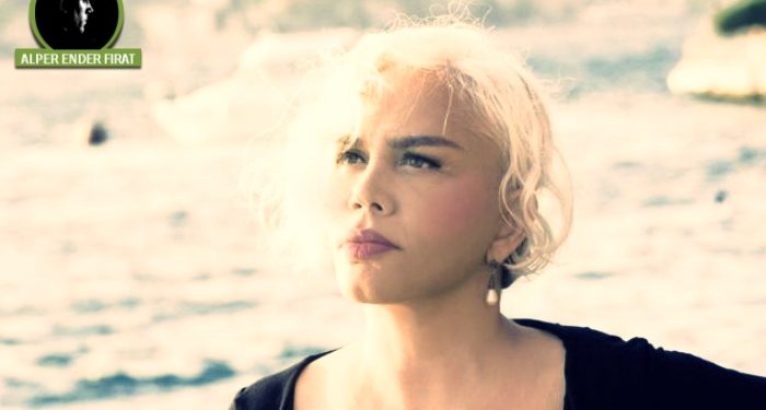 Minik Serçe sırtlanlar sürüsünü avladı