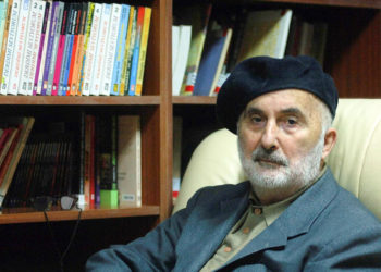 Minyeli Abdullah romanının yazarı Hekimoğlu İsmail kimdir?