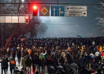 Mühdan Sağlam: Kazakistan'da Rusya askeri ne anlama geliyor?