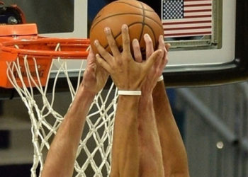 NBA'de Warriors, Pistons karşısında zorlanmadı