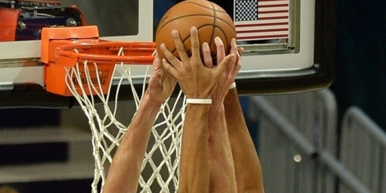 NBA'de Warriors, Pistons karşısında zorlanmadı