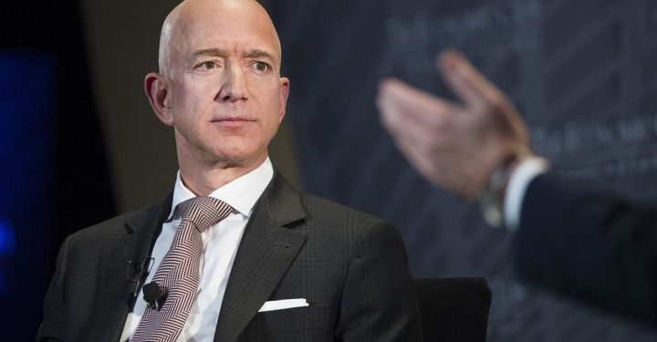 Napoli, Amazon'un kurucusu Jeff Bezos'a mı satılıyor?