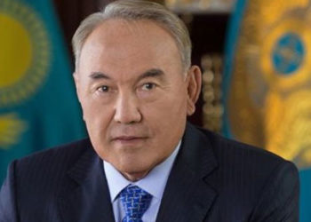Nazarbayev'in sözcüsü, Kazakistan'ın kurucu liderinin ülkeyi terk ettiği iddialarını yalanladı