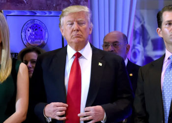 New York Başsavcılığı, Trump'ın çocuklarını mahkemeye çağırdı