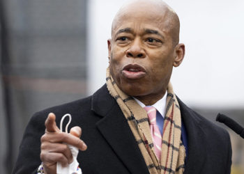 New York Belediye Başkanı Adams evden çalışmanın bitirilmesi gerektiğini savundu: Bu şekilde çalışma sistemi kentteki tüm sektörleri olumsuz etkiliyor