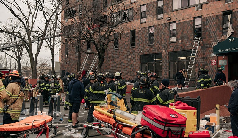 New York'ta bina yangını: 19 kişi hayatını kaybetti