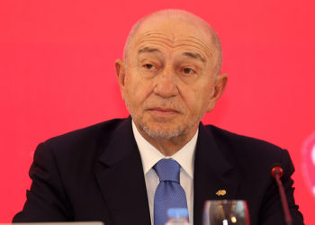 Nihat Özdemir: Türk hakemliğinde yeni bir dönem başlıyor; devrim sayılacak bir projeyi hayata geçiriyoruz