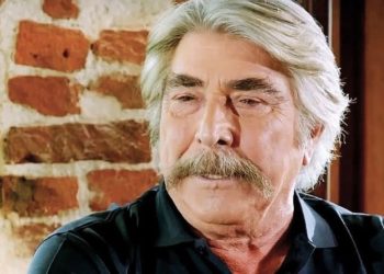 Oyuncu Erdal Özyağcılar'ın testi pozitif çıktı