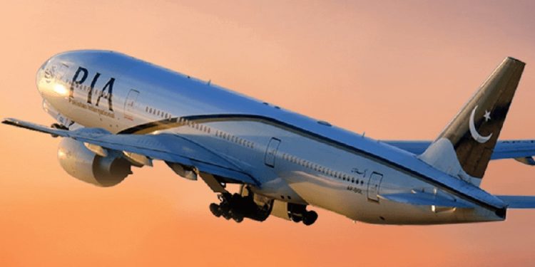 Pakistanlı pilot ‘mesaim bitti’ diyerek acil iniş yaptı