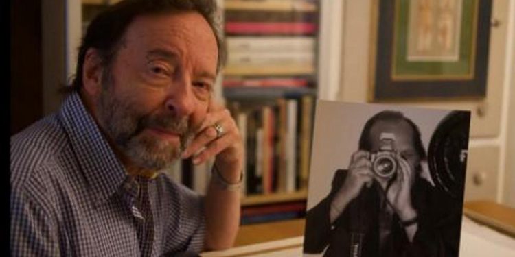 Paris’in ortasında düştüğü yerden 9 saat kaldırılmayan fotoğrafçı René Robert öldü