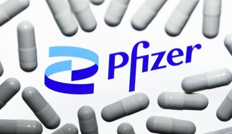 Pfizer'ın Covid-19 hapı İngiltere'de onaylandı