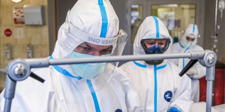 Polonya'da Covid ölümleri, 2. Dünya Savaşı'ndan sonraki en büyük kayıp oldu