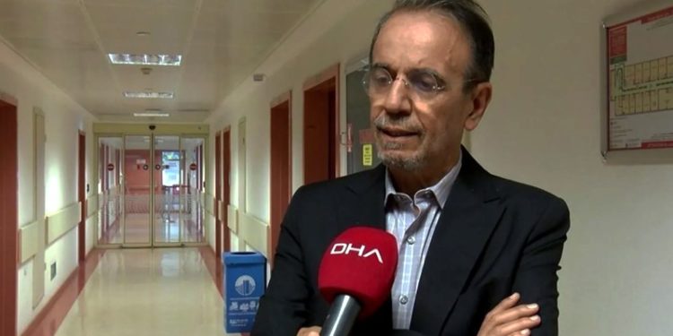 Prof. Ceyhan 'PCR testi kalmadığı için' zorunluluk kararının kaldırıldığını söyledi