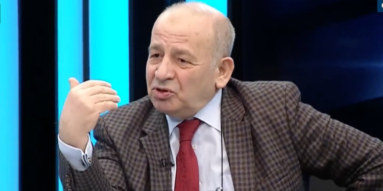 Prof. Dr. İzzet Özgenç: Kanuni düzenleme ile ‘somut suça’ bulaşmamış KHK’lıların mağduriyetleri telafi edilmeli