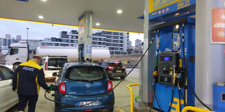 PÜİS: Bin 500’e yakın akaryakıt istasyonu kapanabilir