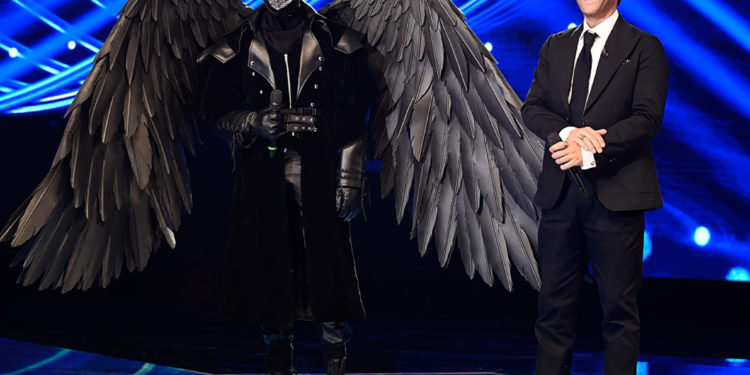 RTÜK, Fox TV’nin programındaki maskelere ‘satanizm’ incelemesi başlattı