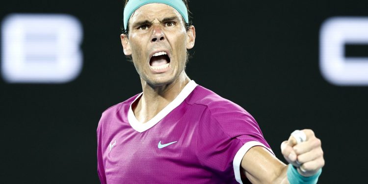 Rafael Nadal, tarihi bir geri dönüşle Avustralya Açık'ı kazandı