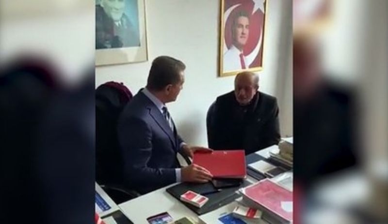 Sarıgül, il ve ilçe başkanlarını azarlamaya devam ediyor