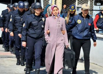 Saray’a sunulan ‘Cemaat’ raporunda, işkence ve soykırım çağrısı