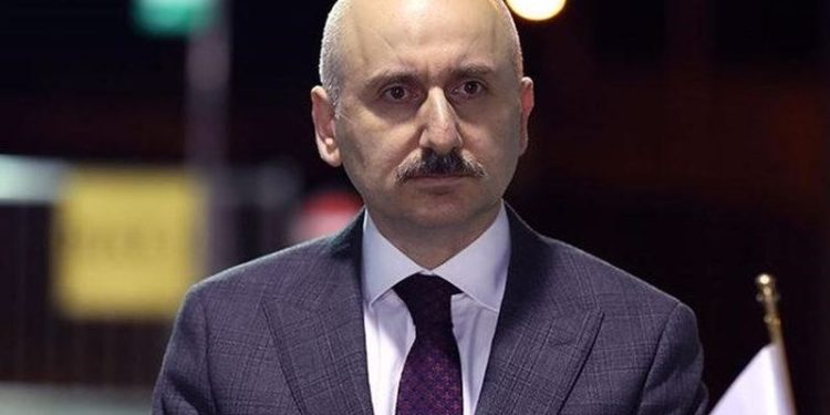 Savcılık, bakanın adının karıştığı dev yolsuzluğu soruşturuyor