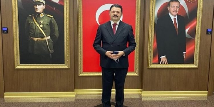 Sebze Üretim Tekniği Bölümü mezunu AKP’li İlyas Haliloğlu, Uzay Ajansı’na atandı!