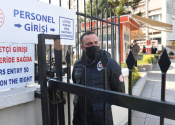 Selvi: ‘Kapıya kilit vurulmasını Kılıçdaroğlu’nun koruması istedi’