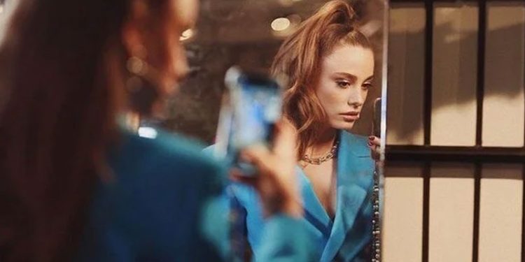 Serenay Sarıkaya'dan saldırı sonrası ilk açıklama: Umarım daha ileri gitmeden hallolur