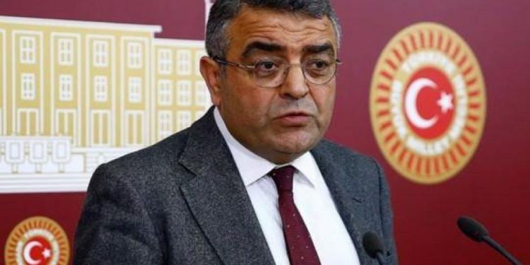 Sezgin Tanrıkulu: ”KHK’larla bu adaletsiz düzeni yaratanları lanetliyorum”