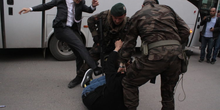 Soma’da madenciyi tekmeleyen Yusuf Yerkel ticaret ateşesi olarak atandı