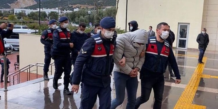 'Sosyal medya' tartışması cinayetle bitti, 5 kişi tutuklandı