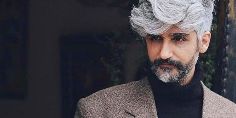 Soğuk gerekçesiyle sahneye çıkmayan Manuş Baba'ya hayranlarından tepki