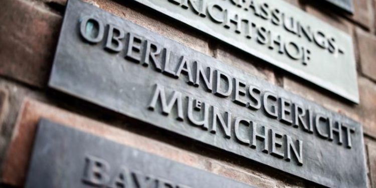 Spiegel: Almanya casusluk iddiasıyla Rus diplomatı sınır dışı etti