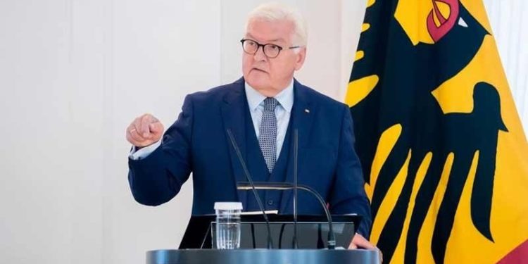 Steinmeier ikinci kez cumhurbaşkanlığına aday