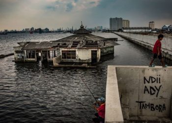 Suya batan ülkenin başkenti taşınıyor