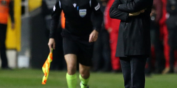 Süper Lig'de 14 ekipte teknik direktör değişikliği yaşandı