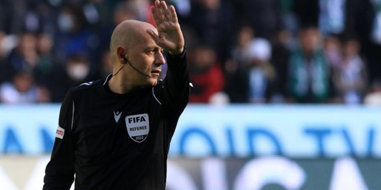 Süper Lig'de 21. hafta maçlarını yönetecek hakemler açıklandı