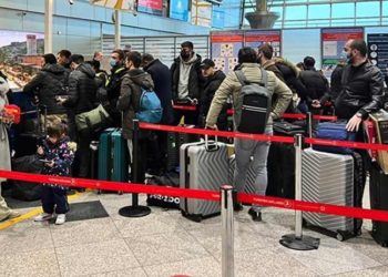 THY'nin tahliye uçağı Kazakistan'dan İstanbul'a geldi