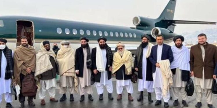 Taliban Avrupalı yetkililerle görüşmeye geldi, protestolar başladı: 'Teröristlerle konuşmayın'